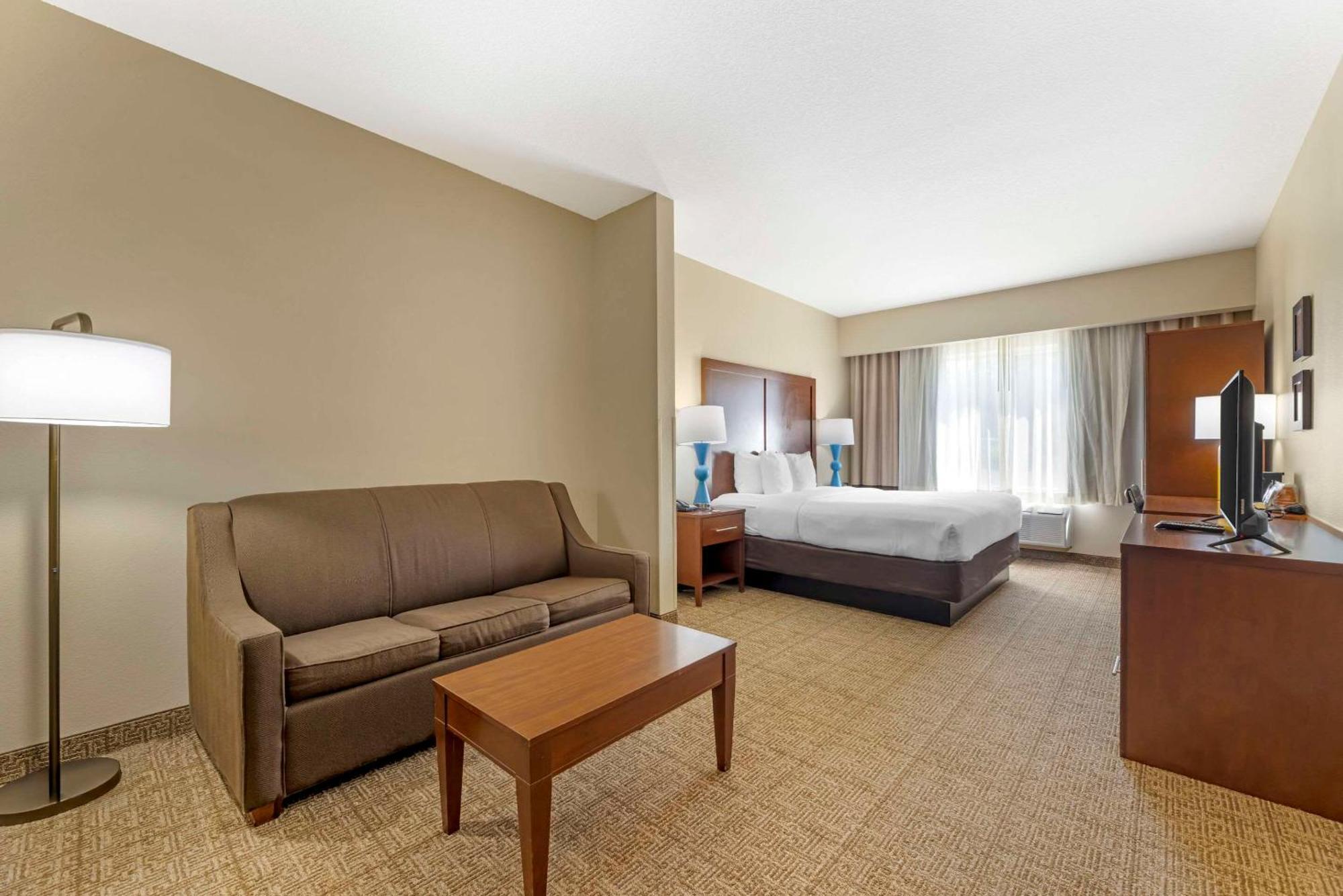 คอมฟอร์ต สวีท แวนคูเวอร์ Hotel ภายนอก รูปภาพ
